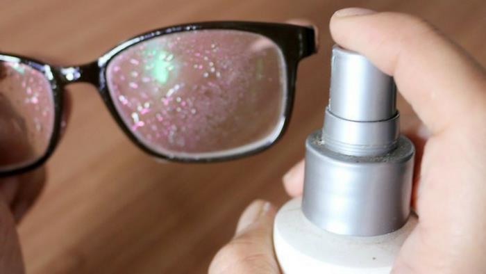 Tipuri de solutii pentru curatarea ochelarilor