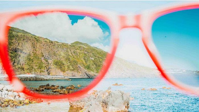 Ochelarii de soare polarizati: moda sau necesitate? 